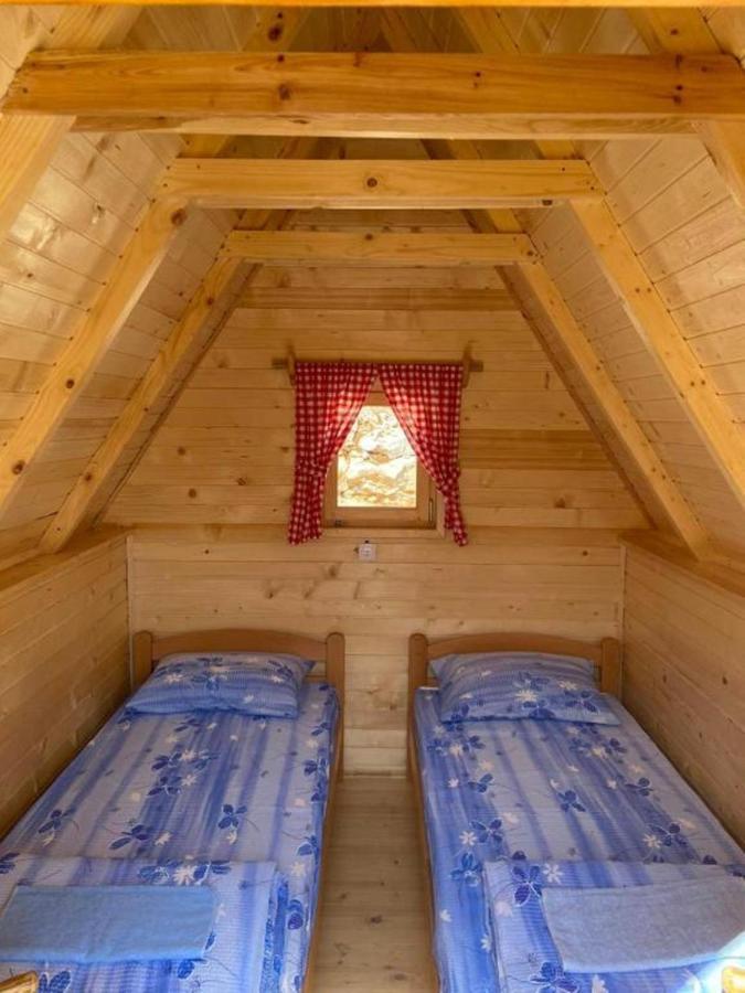 Willa Bungalows Kisin Trebinje Zewnętrze zdjęcie