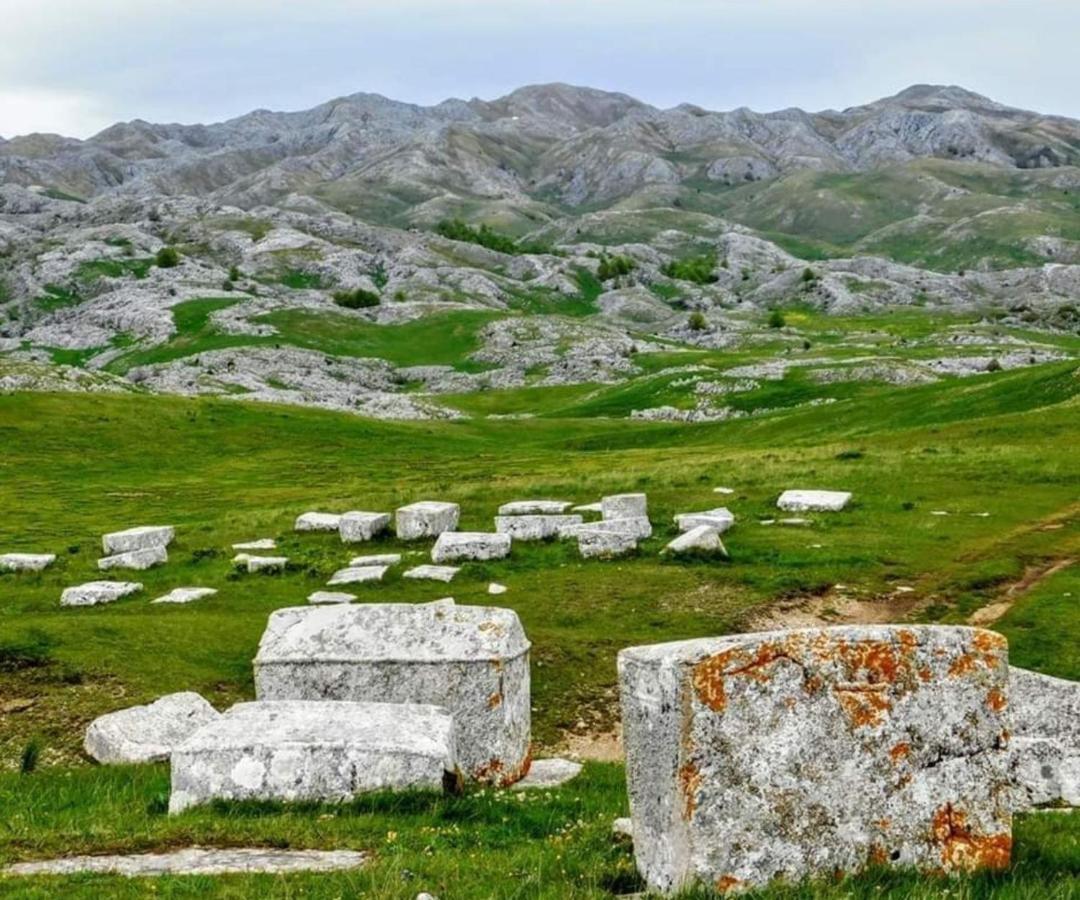 Willa Bungalows Kisin Trebinje Zewnętrze zdjęcie