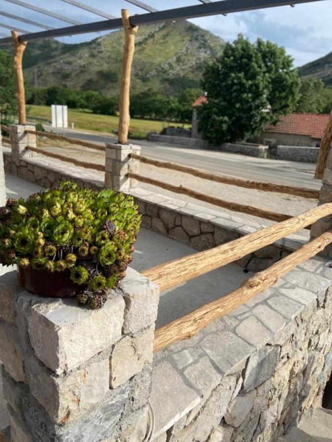 Willa Bungalows Kisin Trebinje Zewnętrze zdjęcie