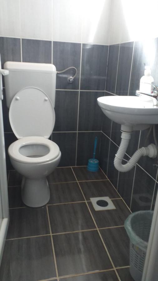 Willa Bungalows Kisin Trebinje Zewnętrze zdjęcie